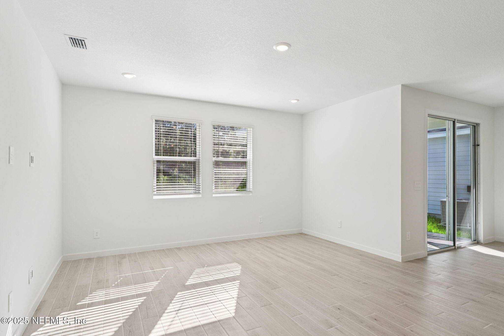 Palm Coast, FL 32137,14 OCONEE DR