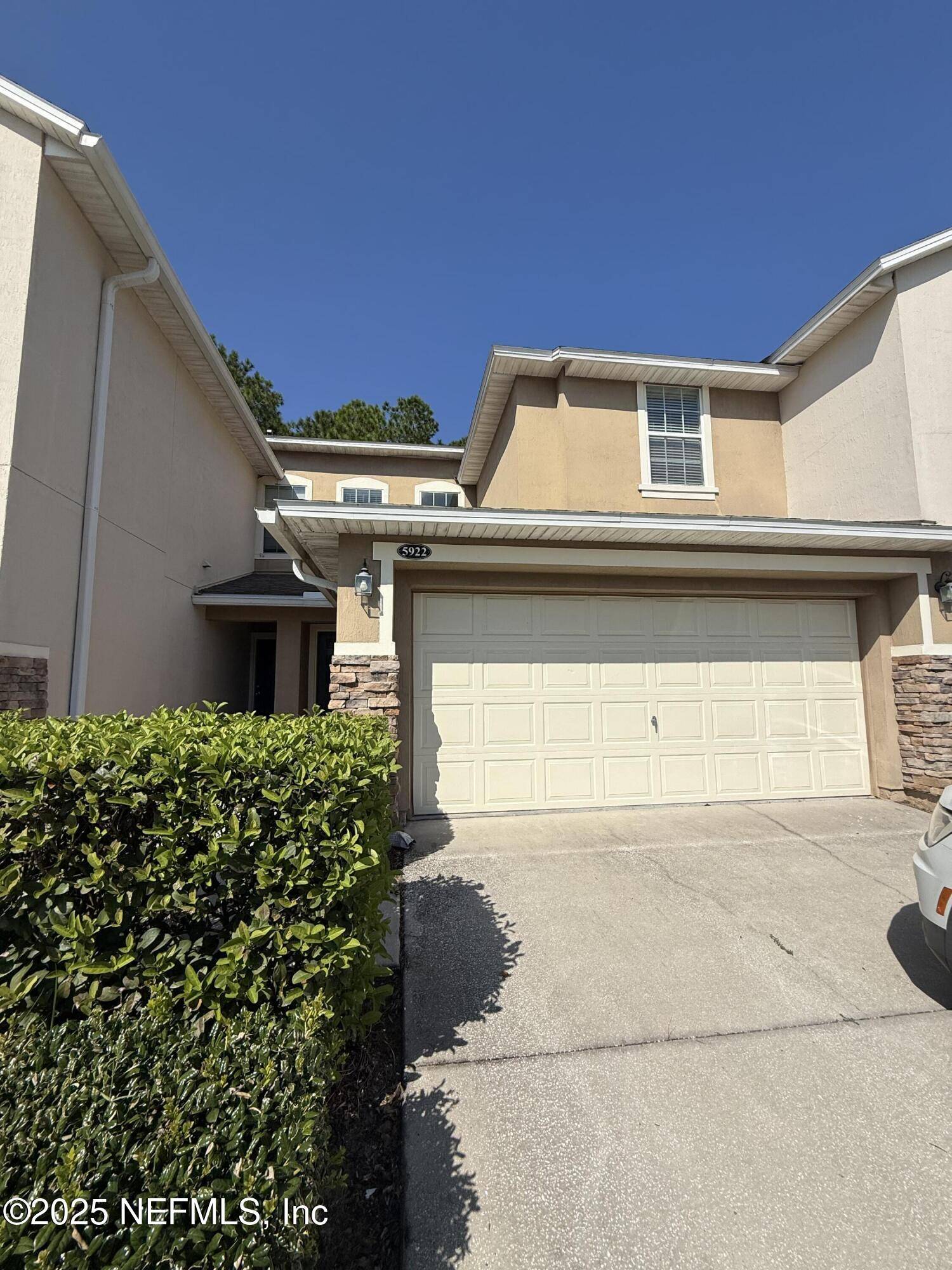 Jacksonville, FL 32258,5922 BARTRAM VILLAGE DR