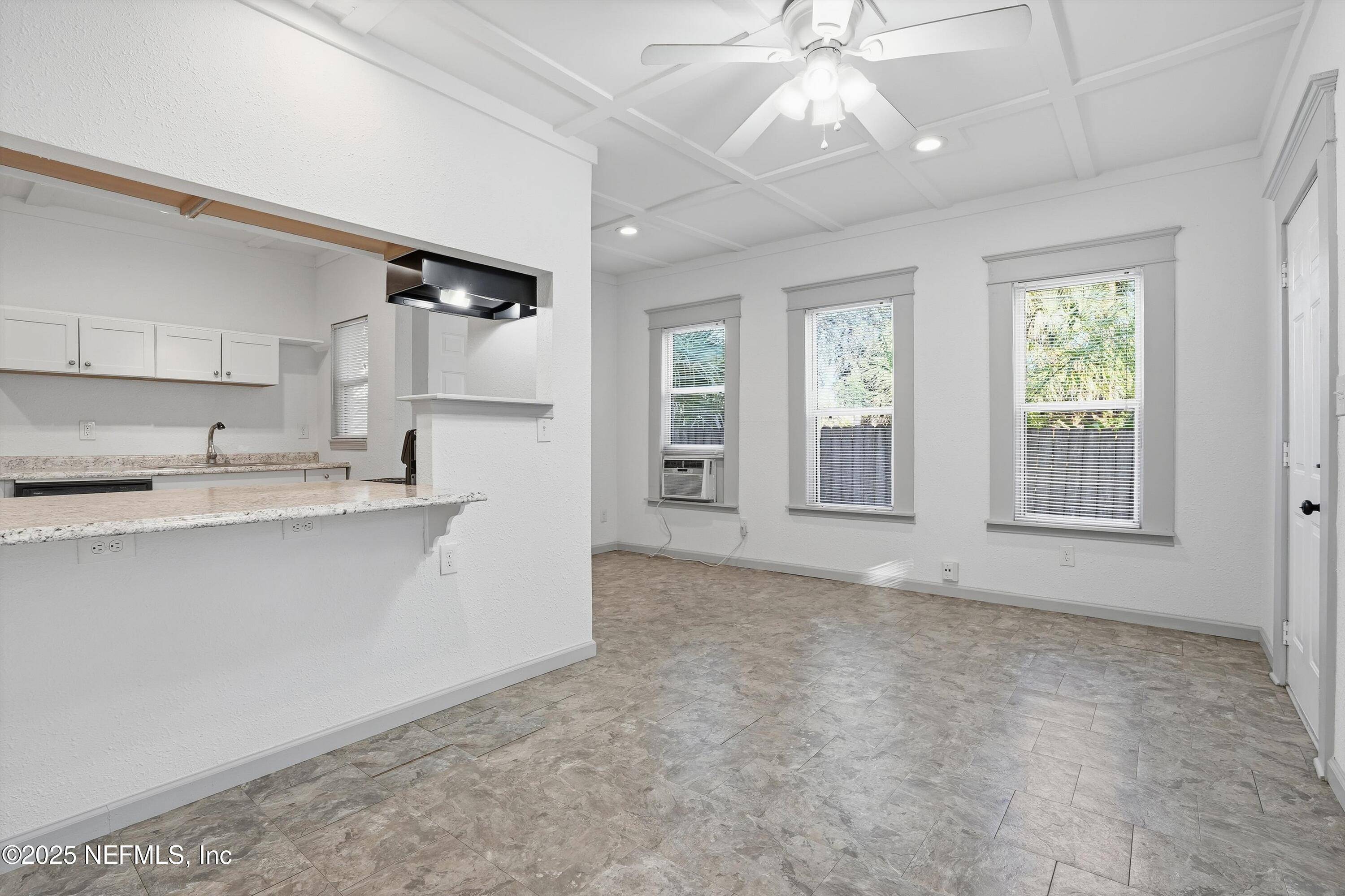 Jacksonville, FL 32207,911 PHILLIPS ST