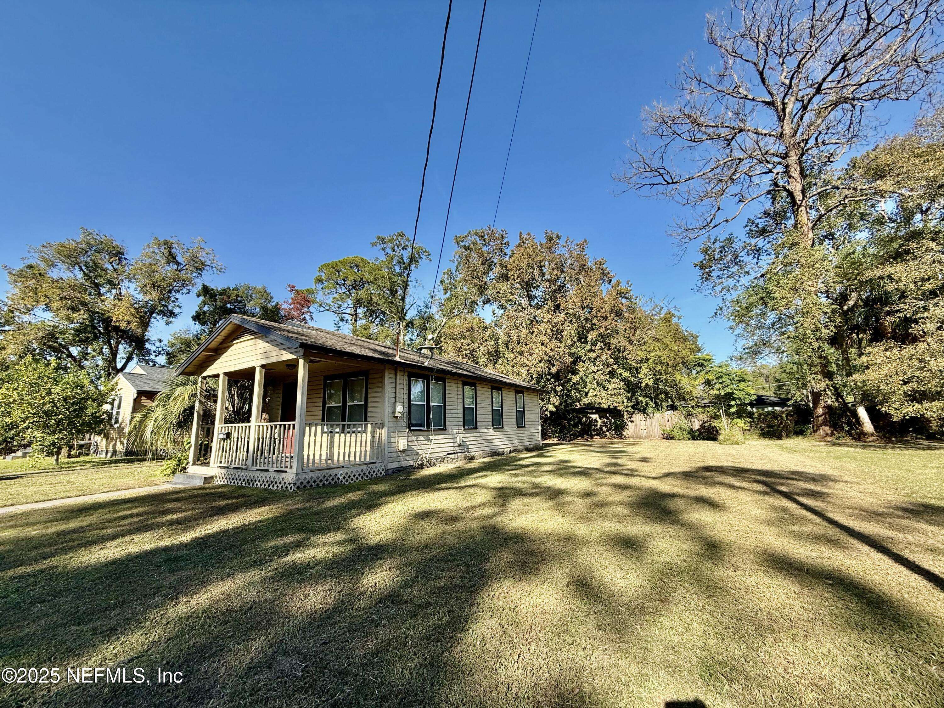 Jacksonville, FL 32205,625 METEOR ST