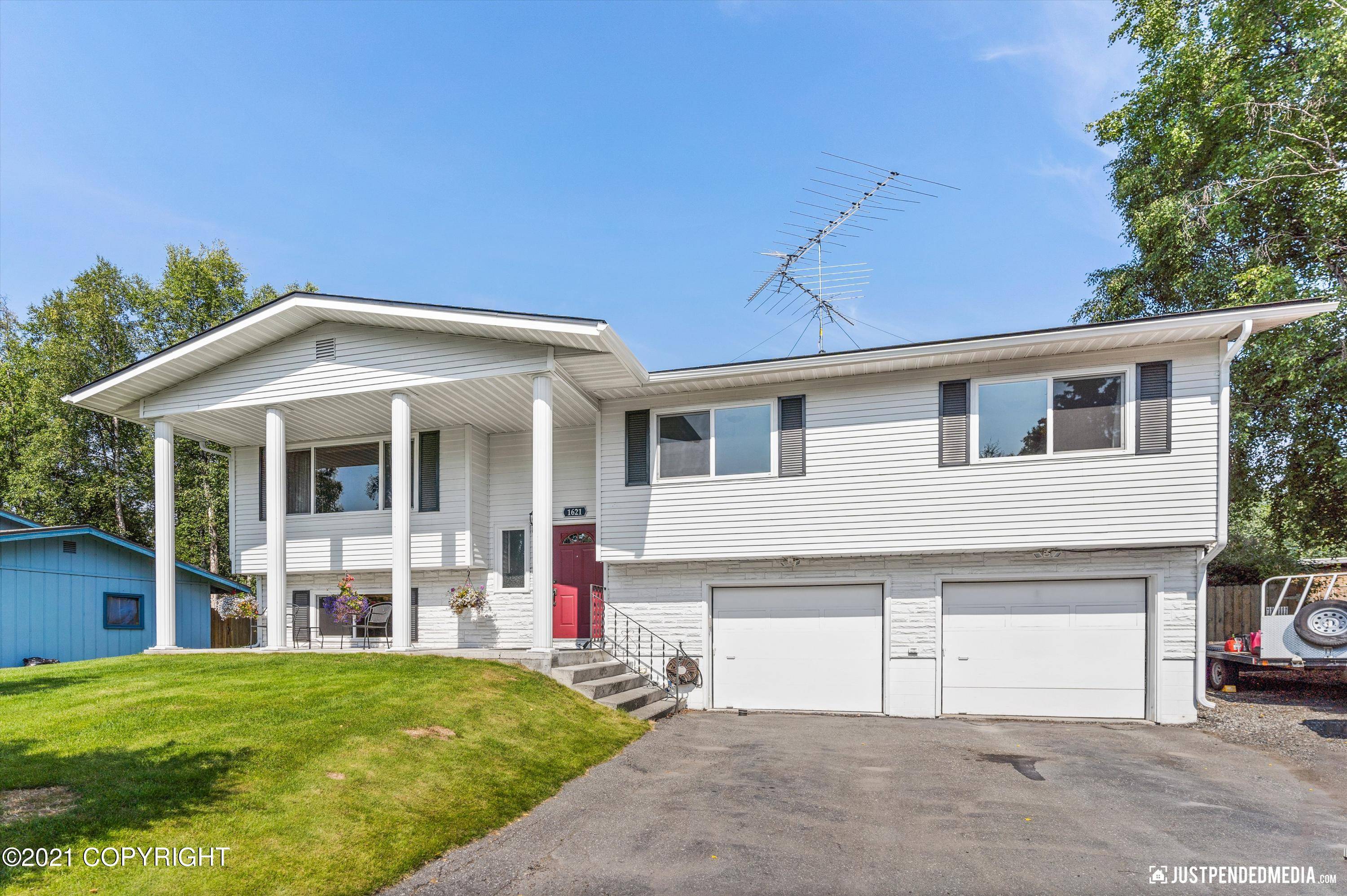 Anchorage, AK 99515,1621 Tammy AVE