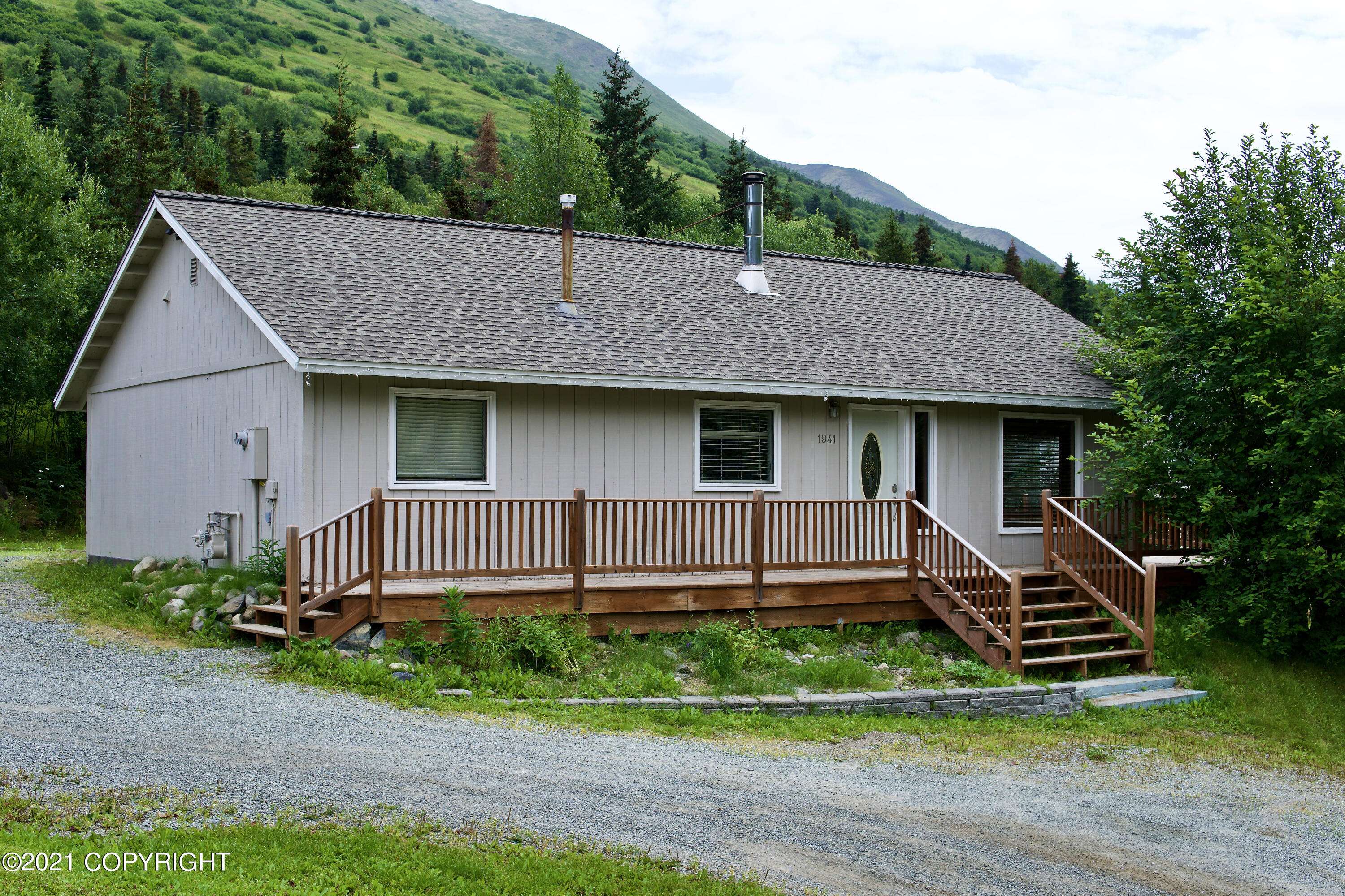 Eagle River, AK 99577,1941 S River DR