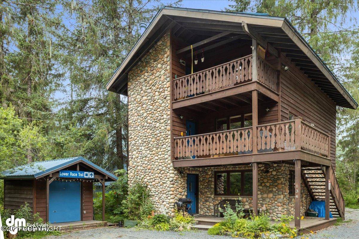 Girdwood, AK 99587,134 Loveland RD