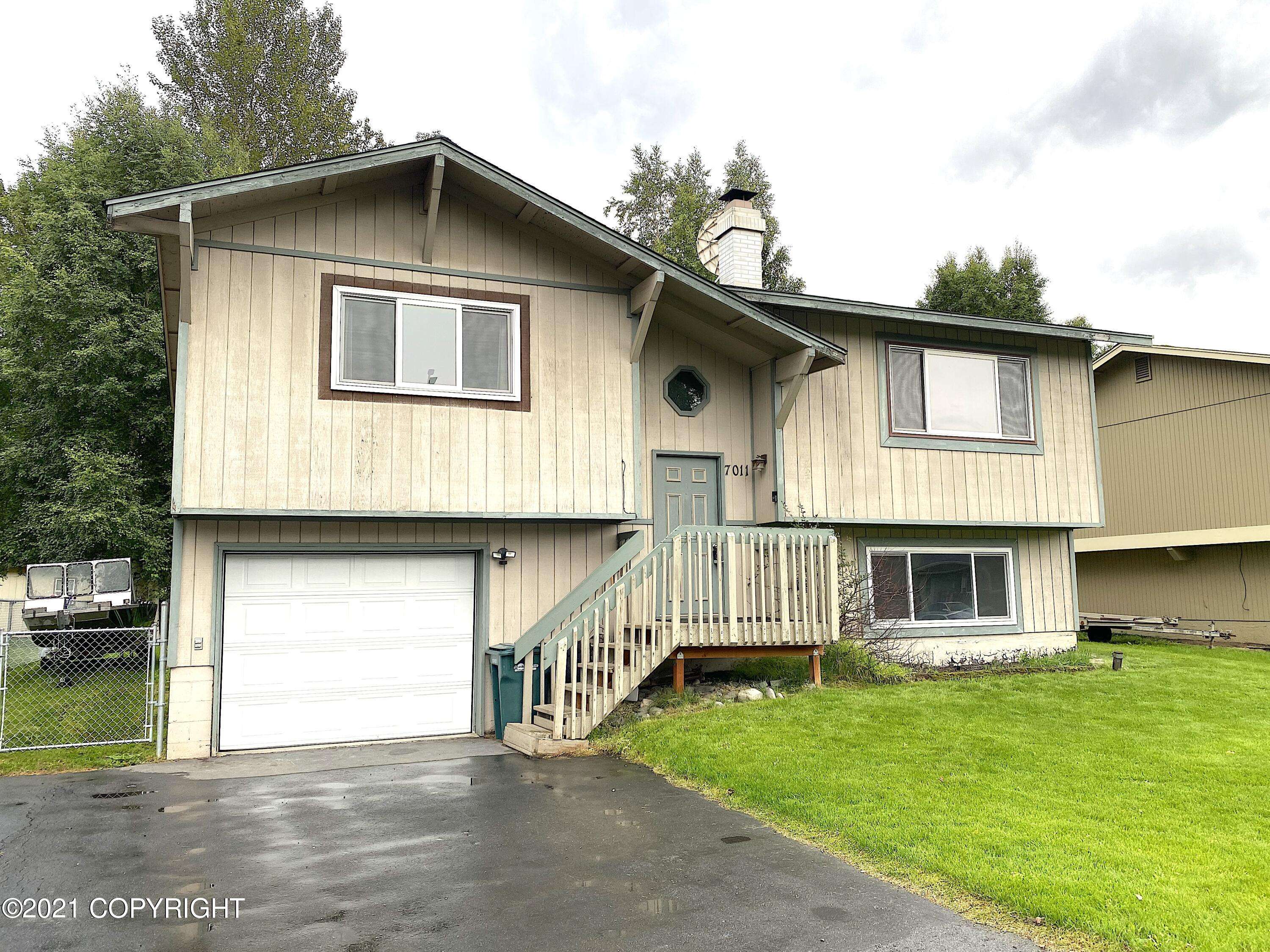 Anchorage, AK 99507,7011 Burlwood DR