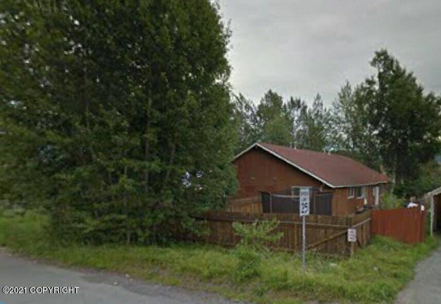 Anchorage, AK 99518,887 E 76th AVE