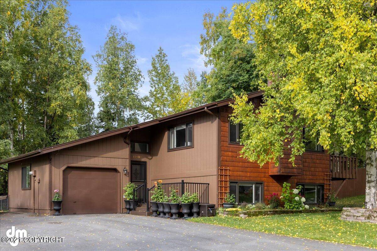 Eagle River, AK 99577,17537 Laoana CIR