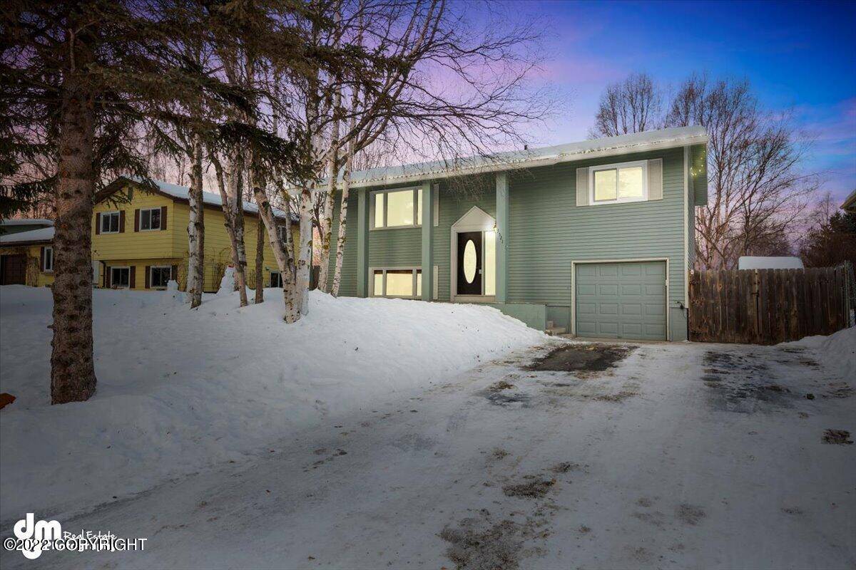 Anchorage, AK 99515,3521 Kachemak CIR