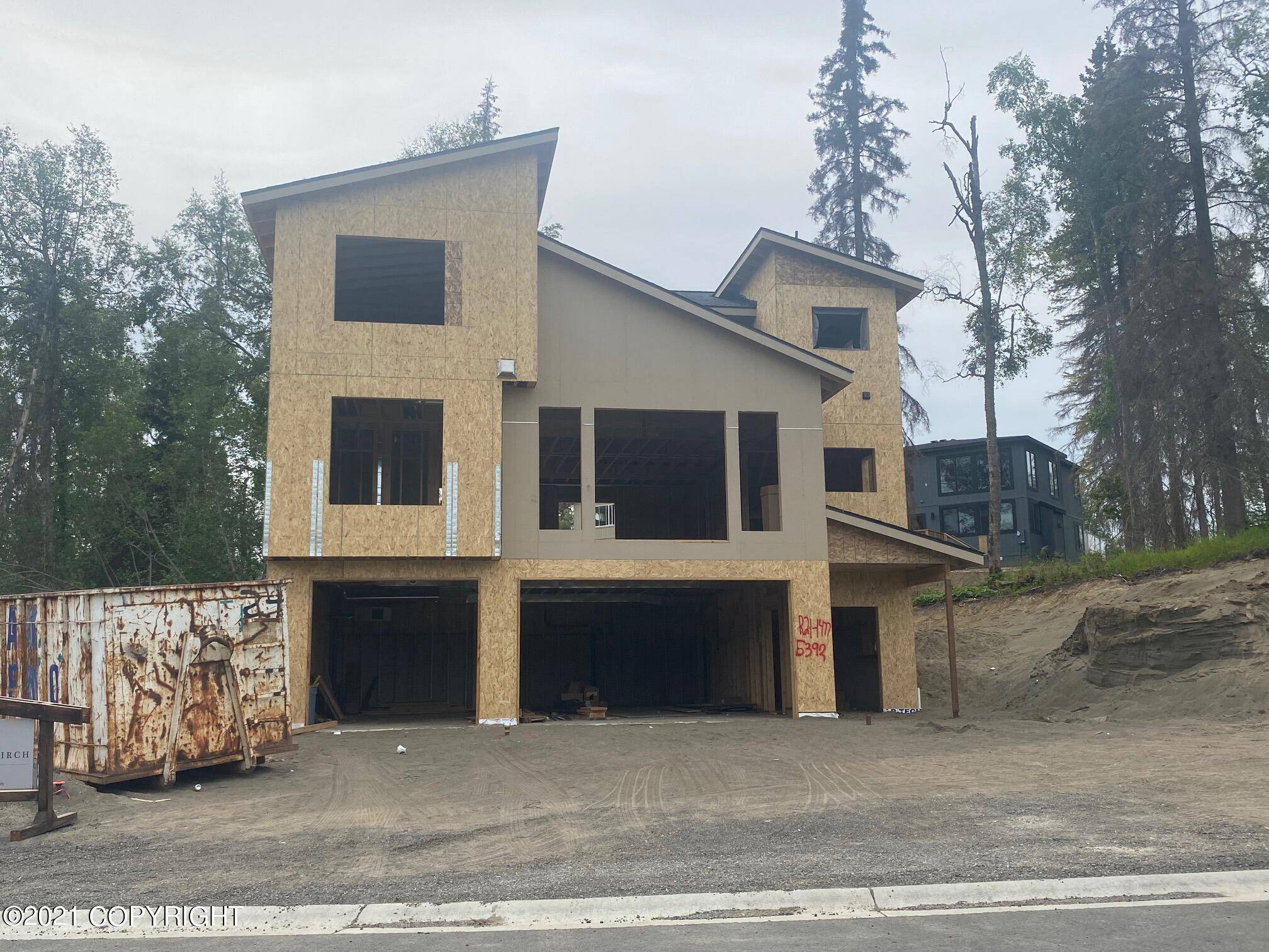 Anchorage, AK 99502,5392 Sandhill LOOP