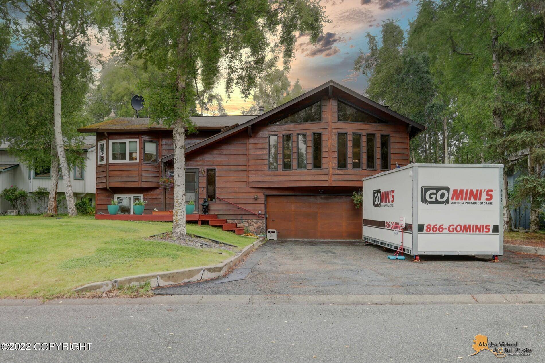 Anchorage, AK 99516,13521 Vern DR