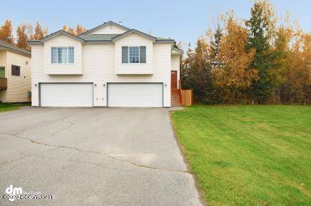 Anchorage, AK 99507,6185 Spruce Meadows LOOP #B9