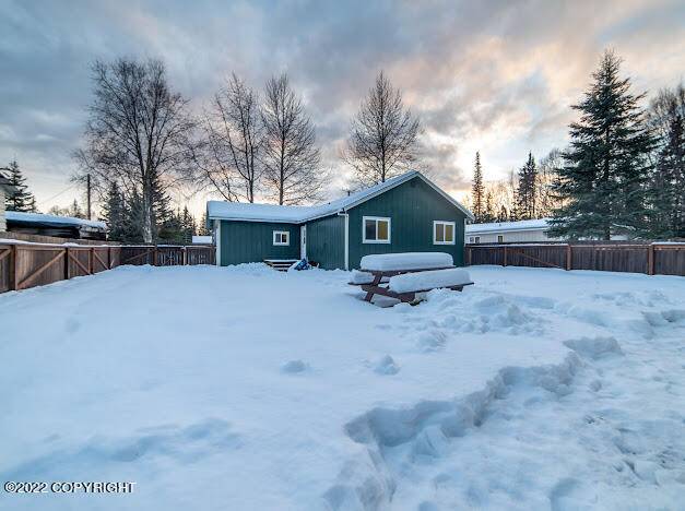 Kenai, AK 99611,1111 Kiana LN