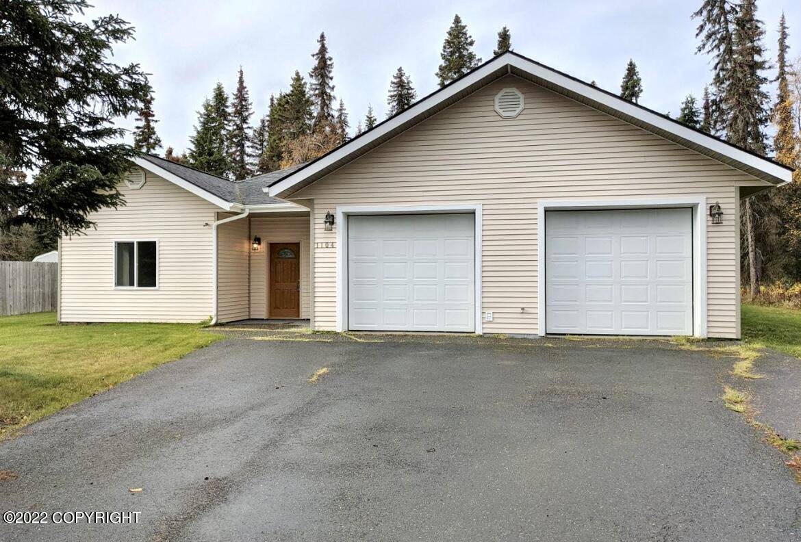 Kenai, AK 99611,1104 Inlet Woods DR