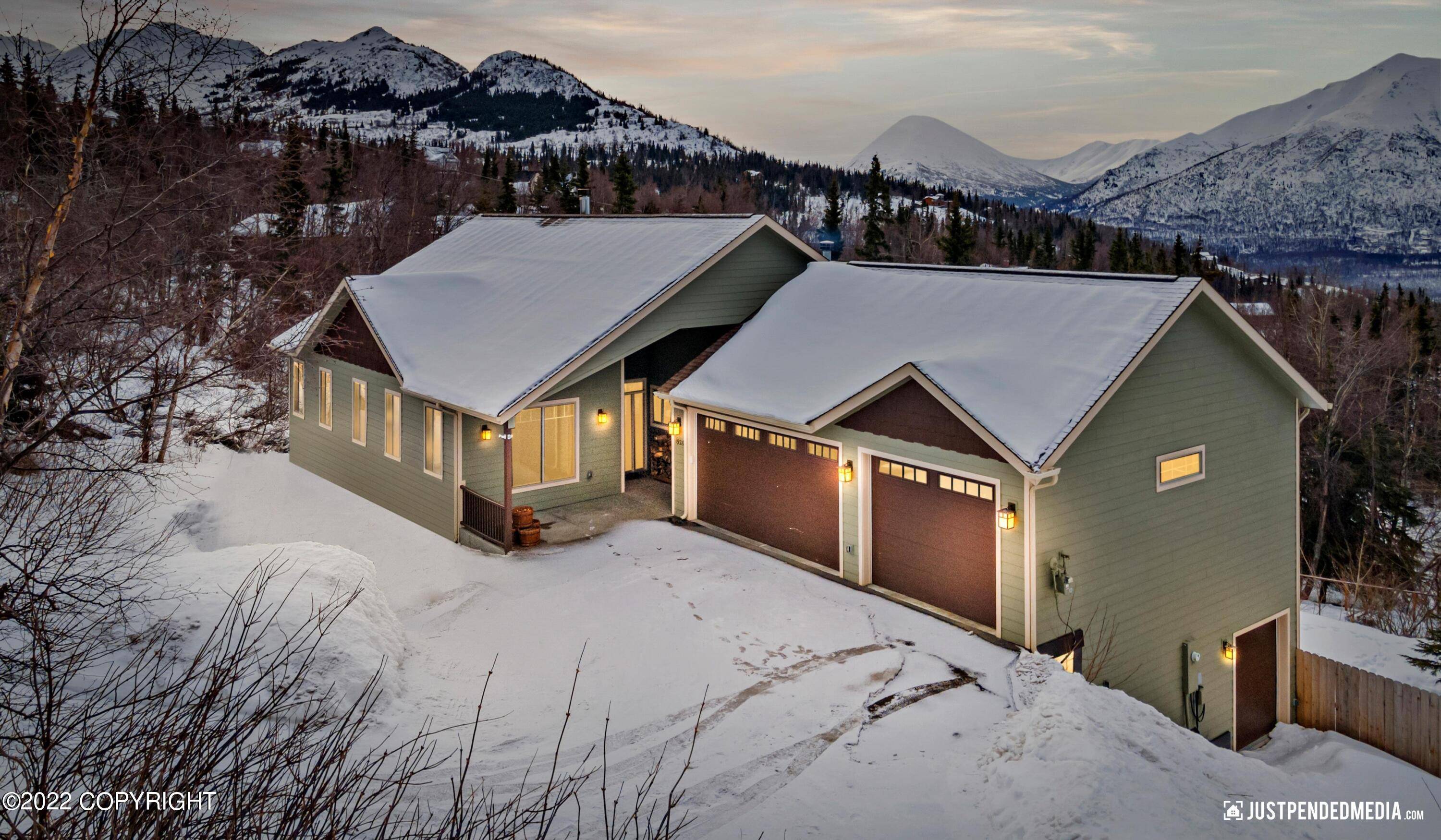 Eagle River, AK 99577,19280 Timberline DR