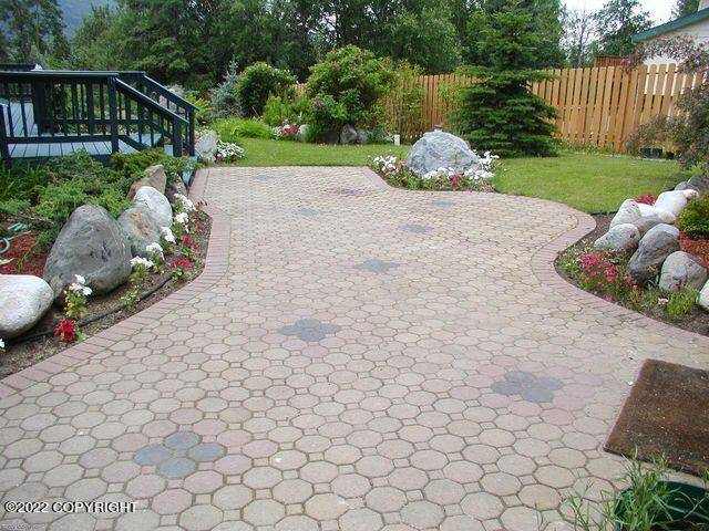Eagle River, AK 99577,22410 Glacier View DR
