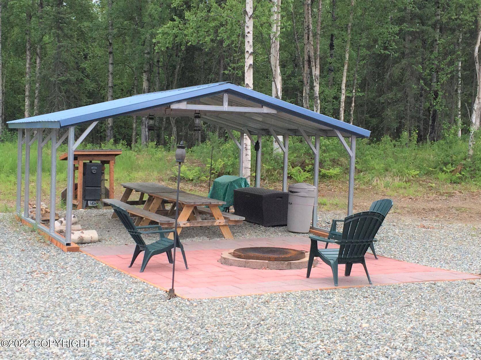 Talkeetna, AK 99676,39728 S Leroy Davies RD