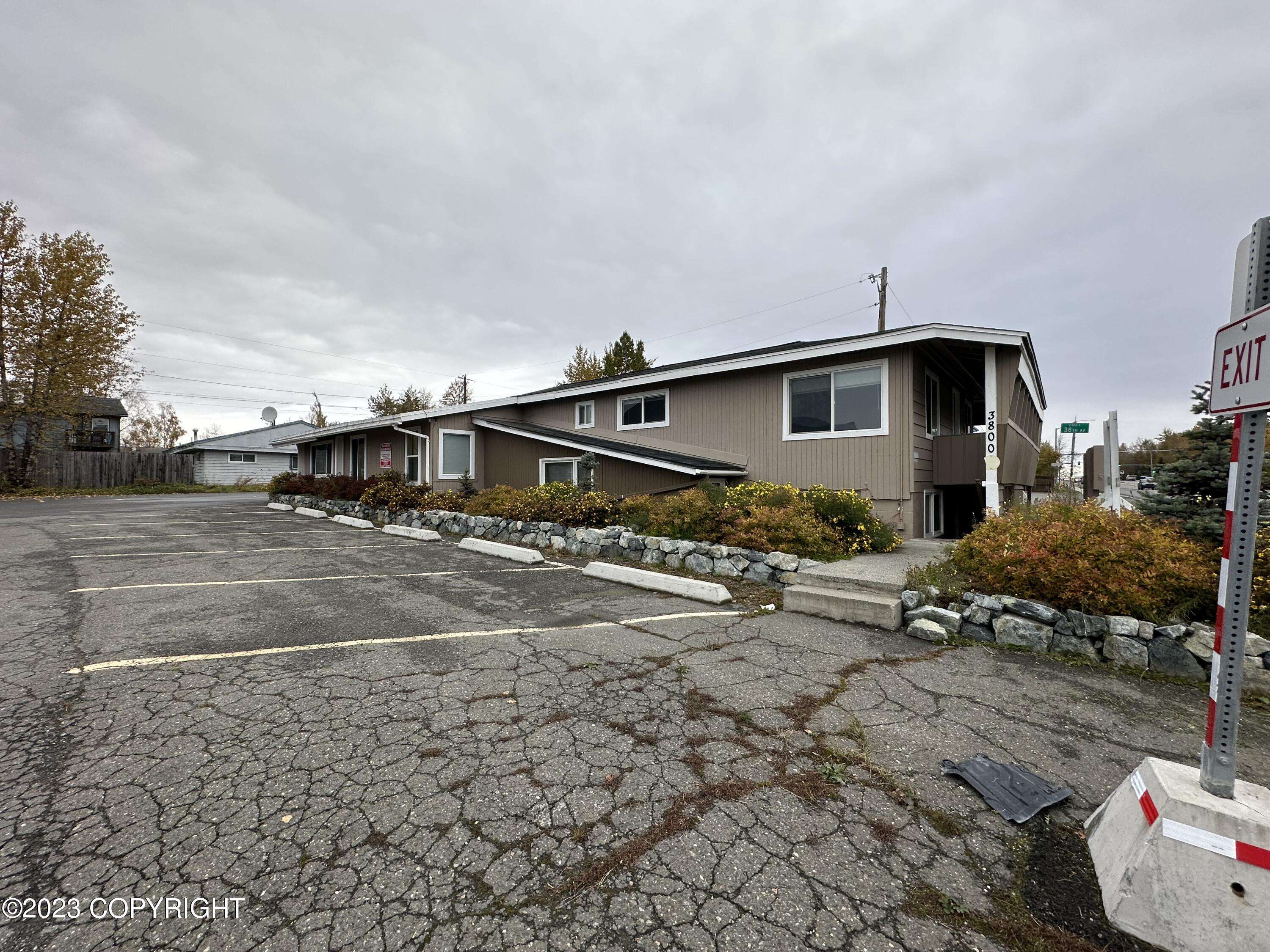 Anchorage, AK 99508,3800 Lake Otis Pkwy