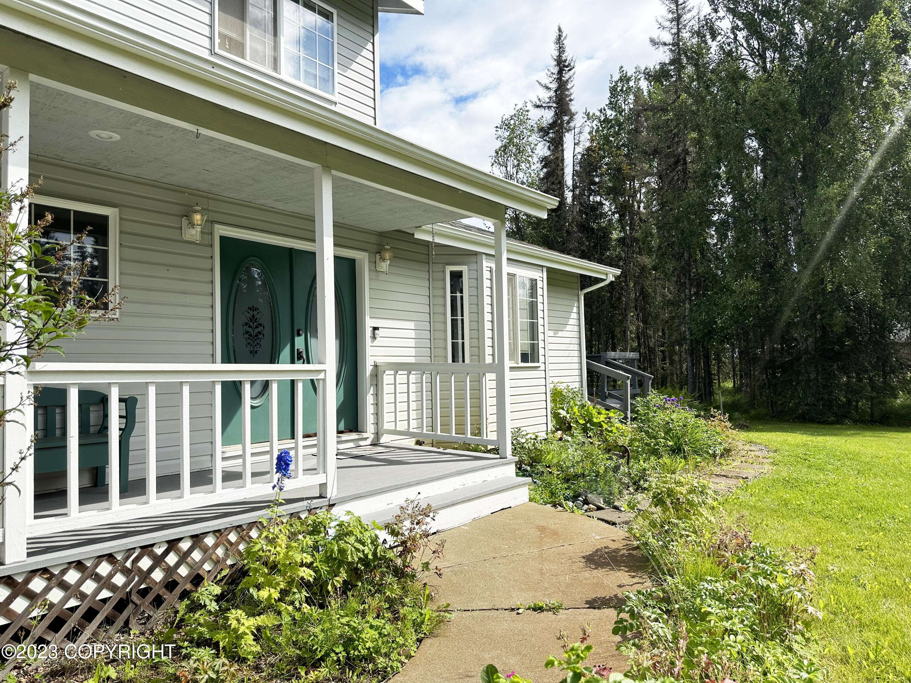 Kenai, AK 99611,355 Dolchok LN