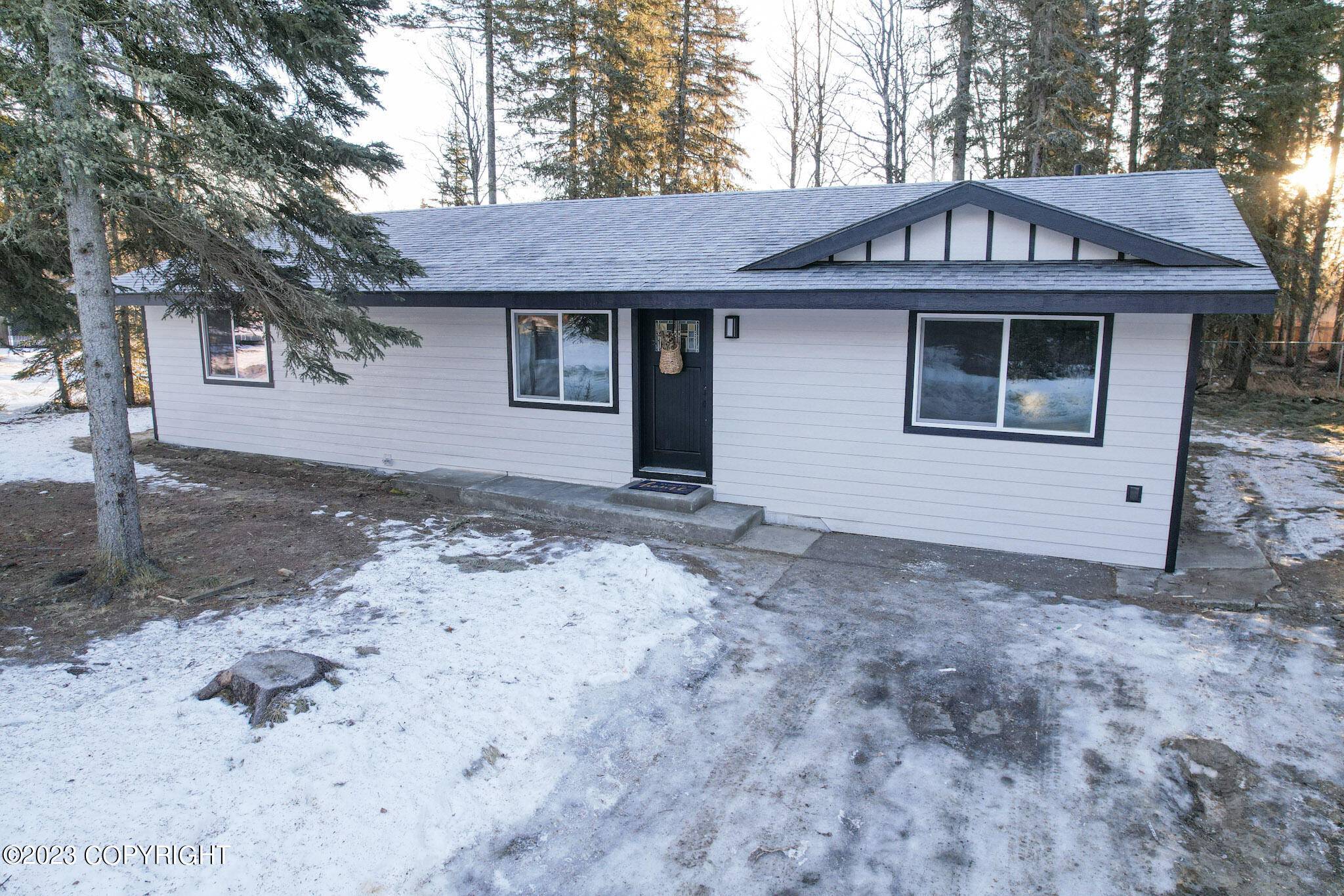 Kenai, AK 99611,1035 Redoubt AVE