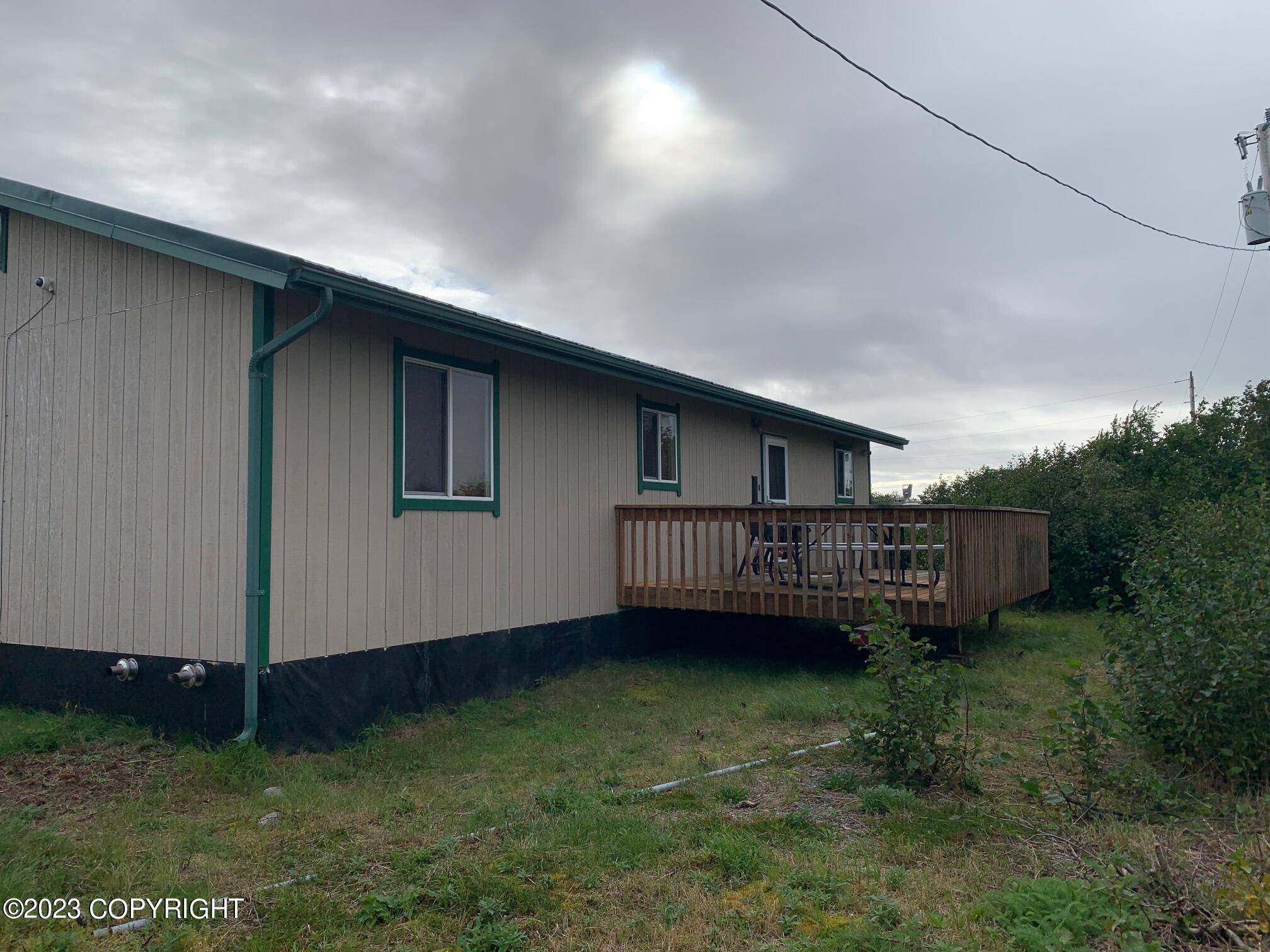 Naknek, AK 99633,L8 B2 B DR