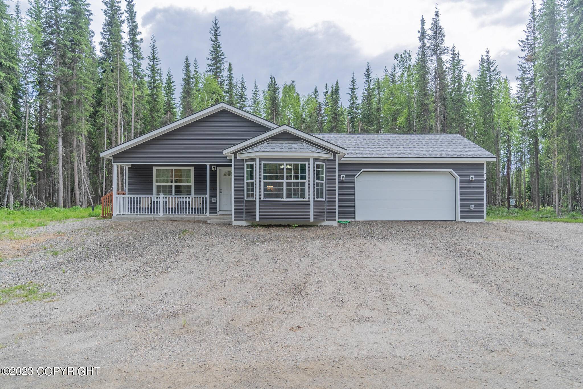 Badger, AK 99705,2357 Fairland DR