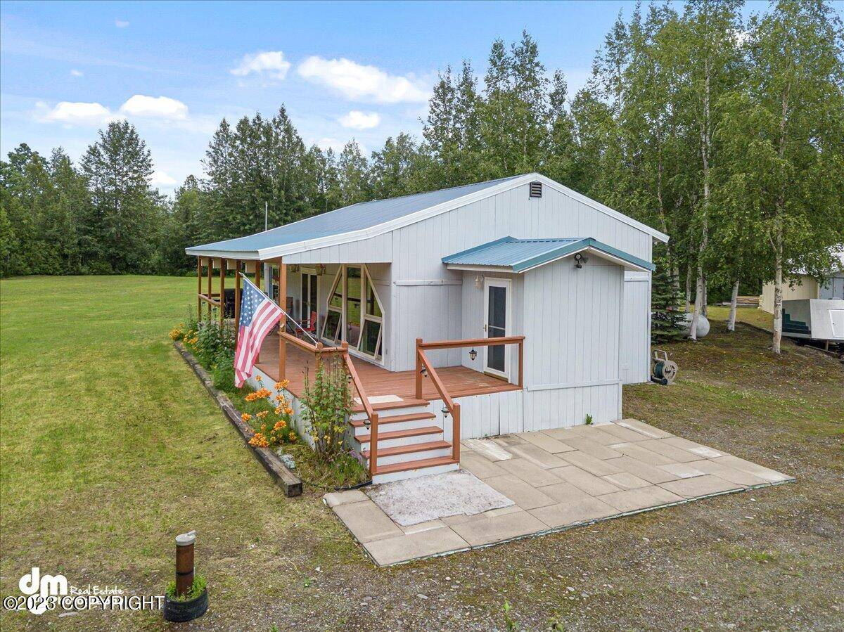 Talkeetna, AK 99676,16772 Montana Creek RD