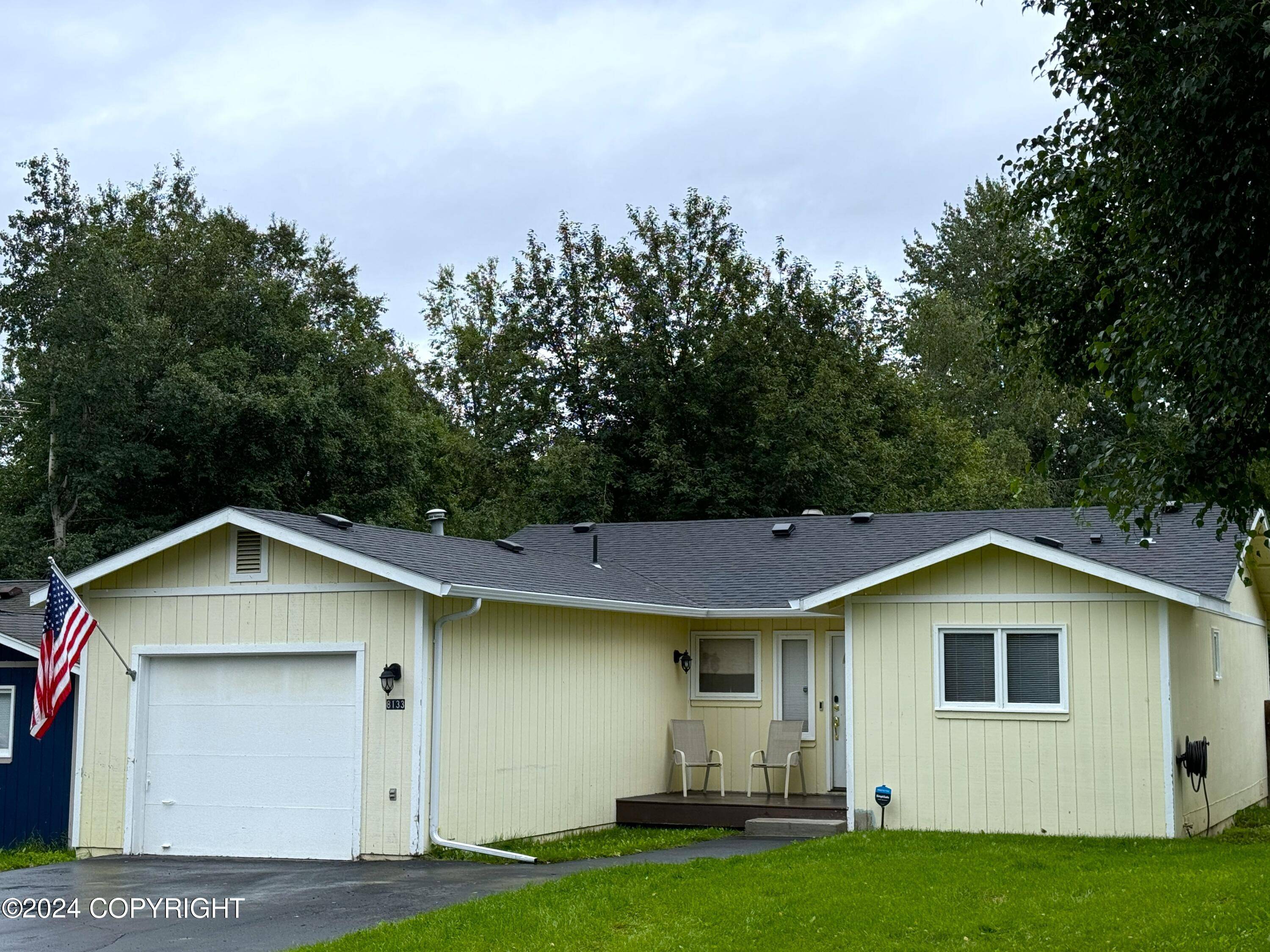 Anchorage, AK 99502,8133 Wilcox ST