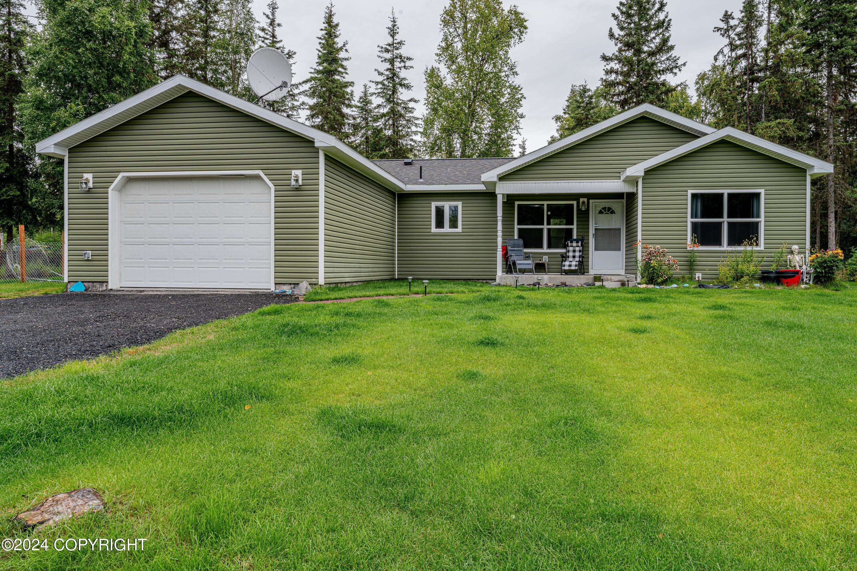 Soldotna, AK 99669,29993 Adeena LN