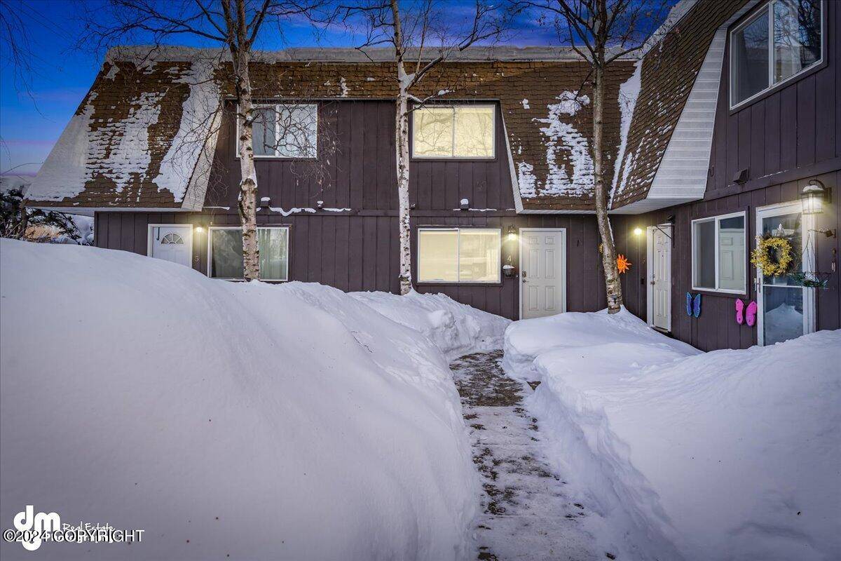 Anchorage, AK 99502,3520 W Dimond BLVD #4