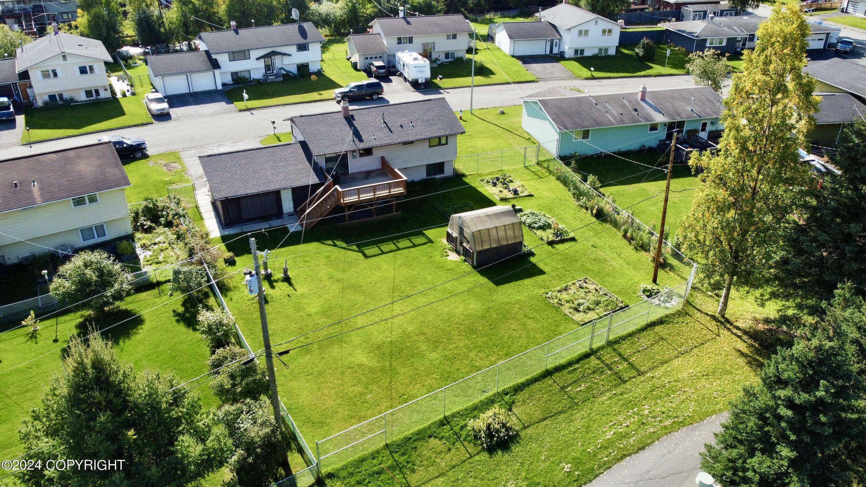 Anchorage, AK 99507,1631 Dimond DR