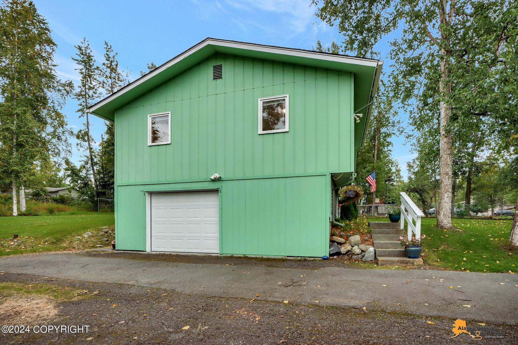 Eagle River, AK 99577,16443 Carla ST