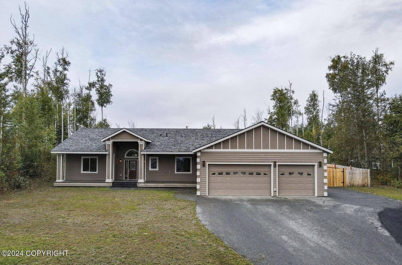 Wasilla, AK 99623,4252 S Pinnacle Peak DR