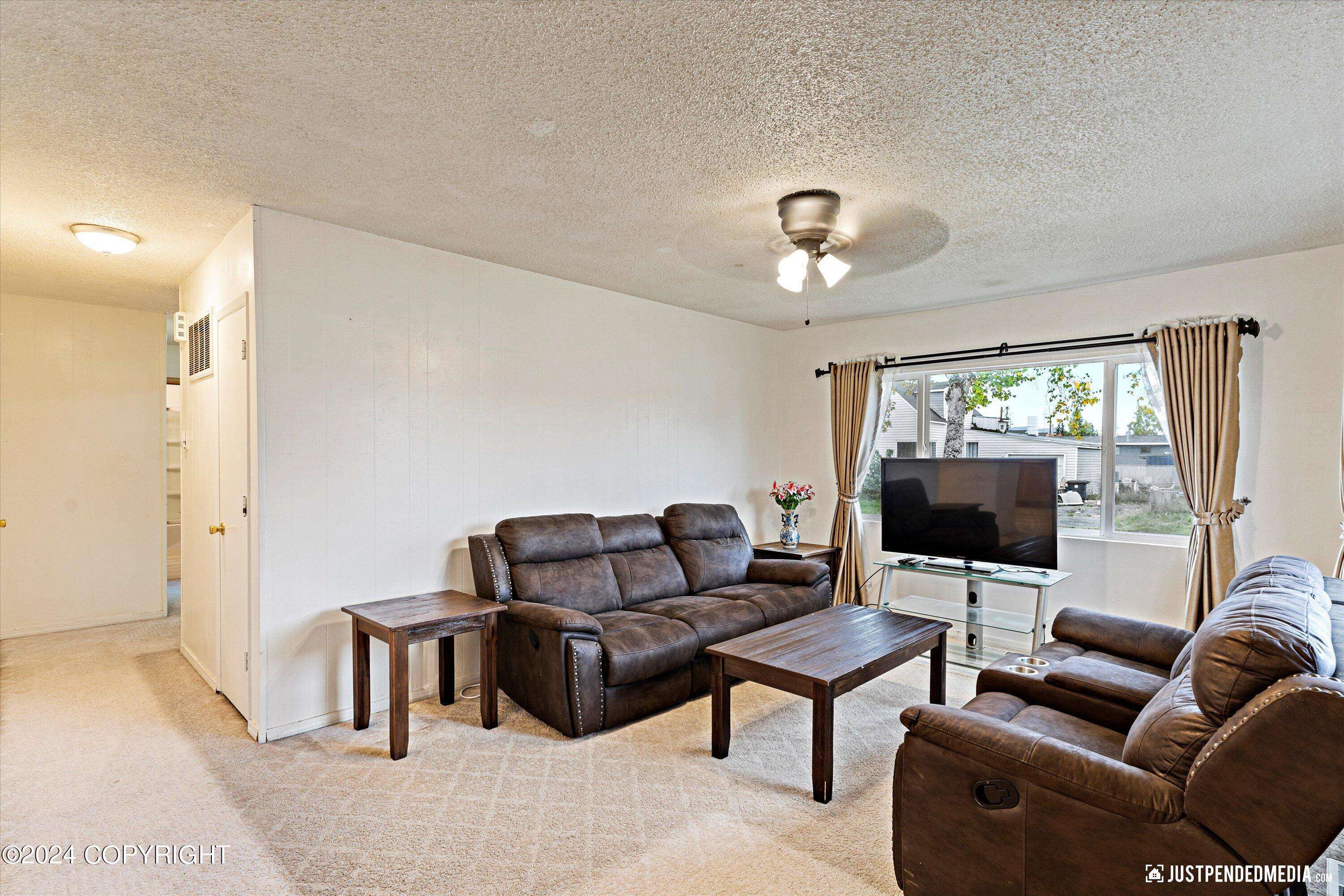 Anchorage, AK 99508,501 Mumford ST