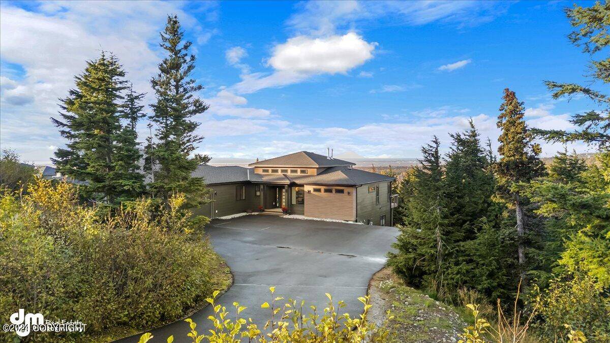 Anchorage, AK 99516,16290 Mountain Breeze DR