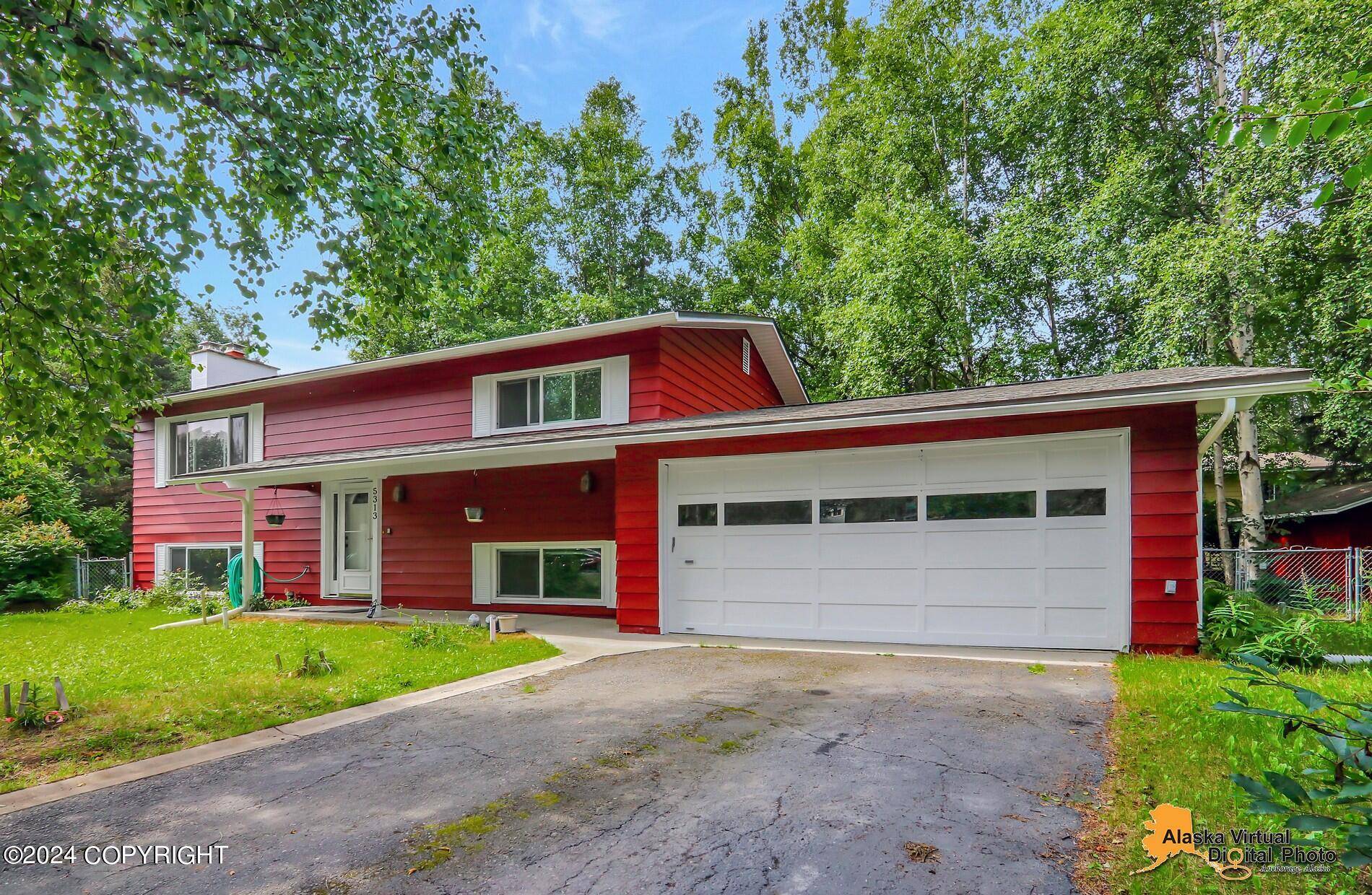 Anchorage, AK 99508,5313 Keuka CT