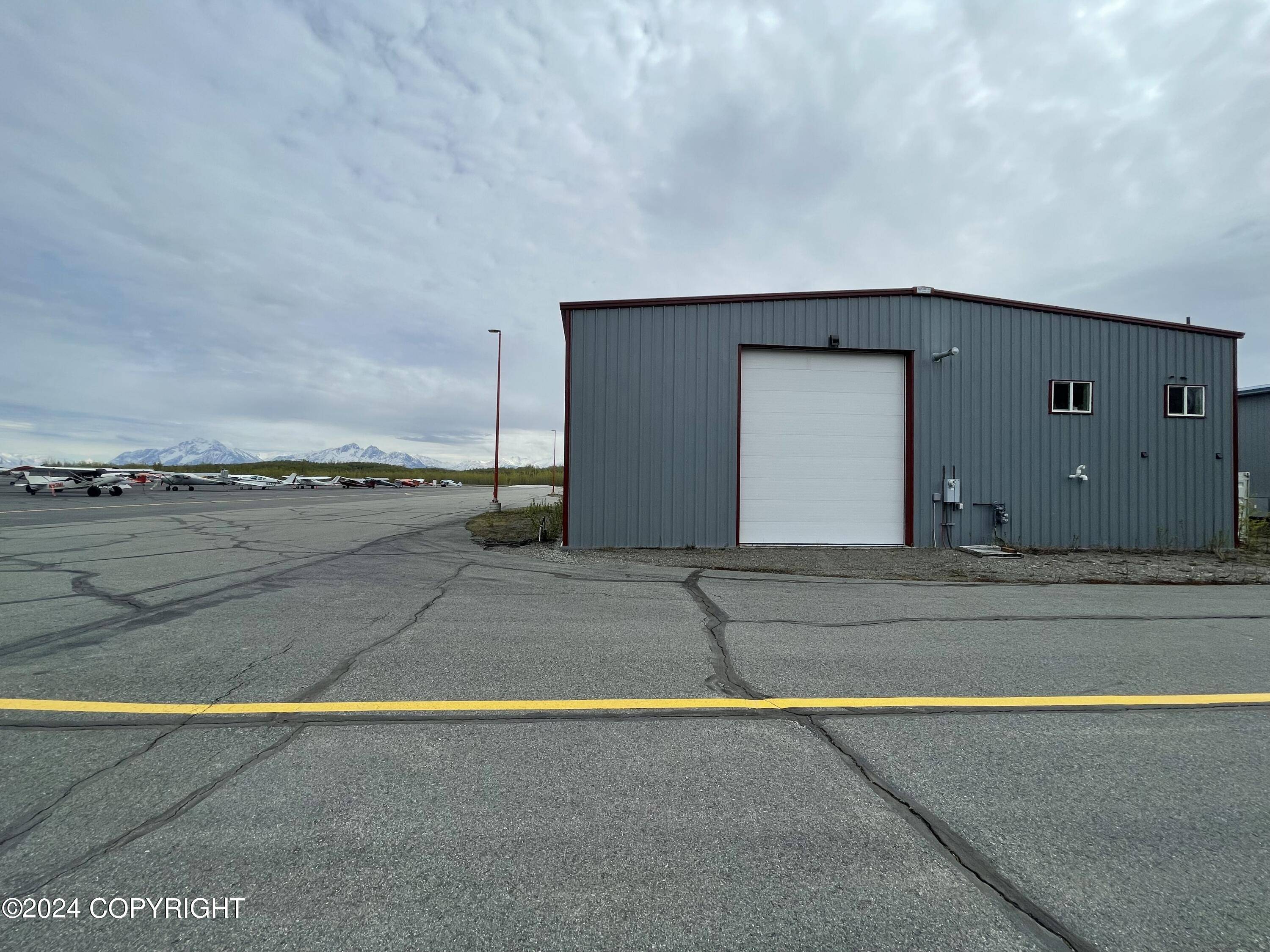 Wasilla, AK 99654,4110 W aviation AVE #14