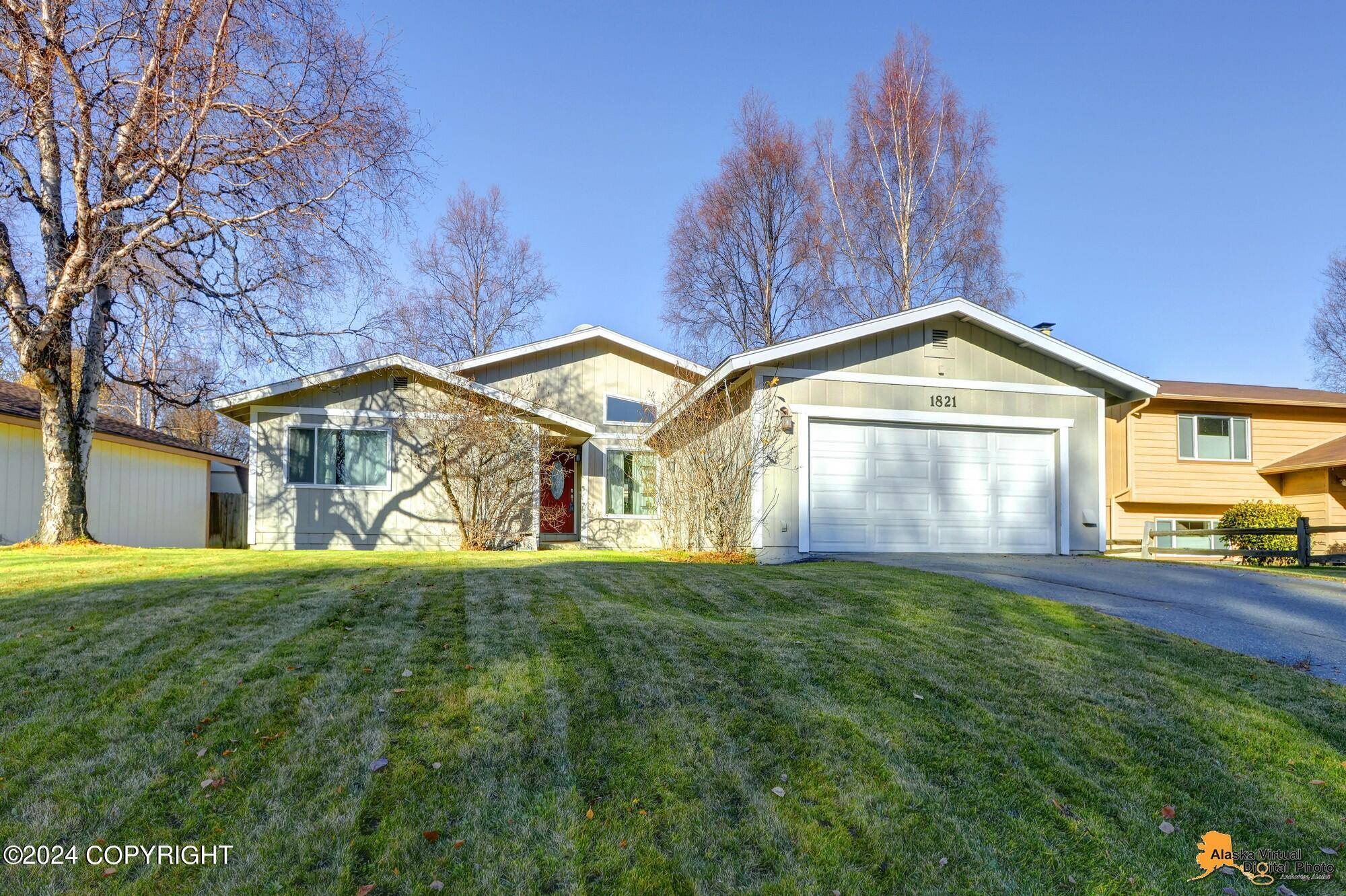 Anchorage, AK 99502,1821 Shadetree CIR