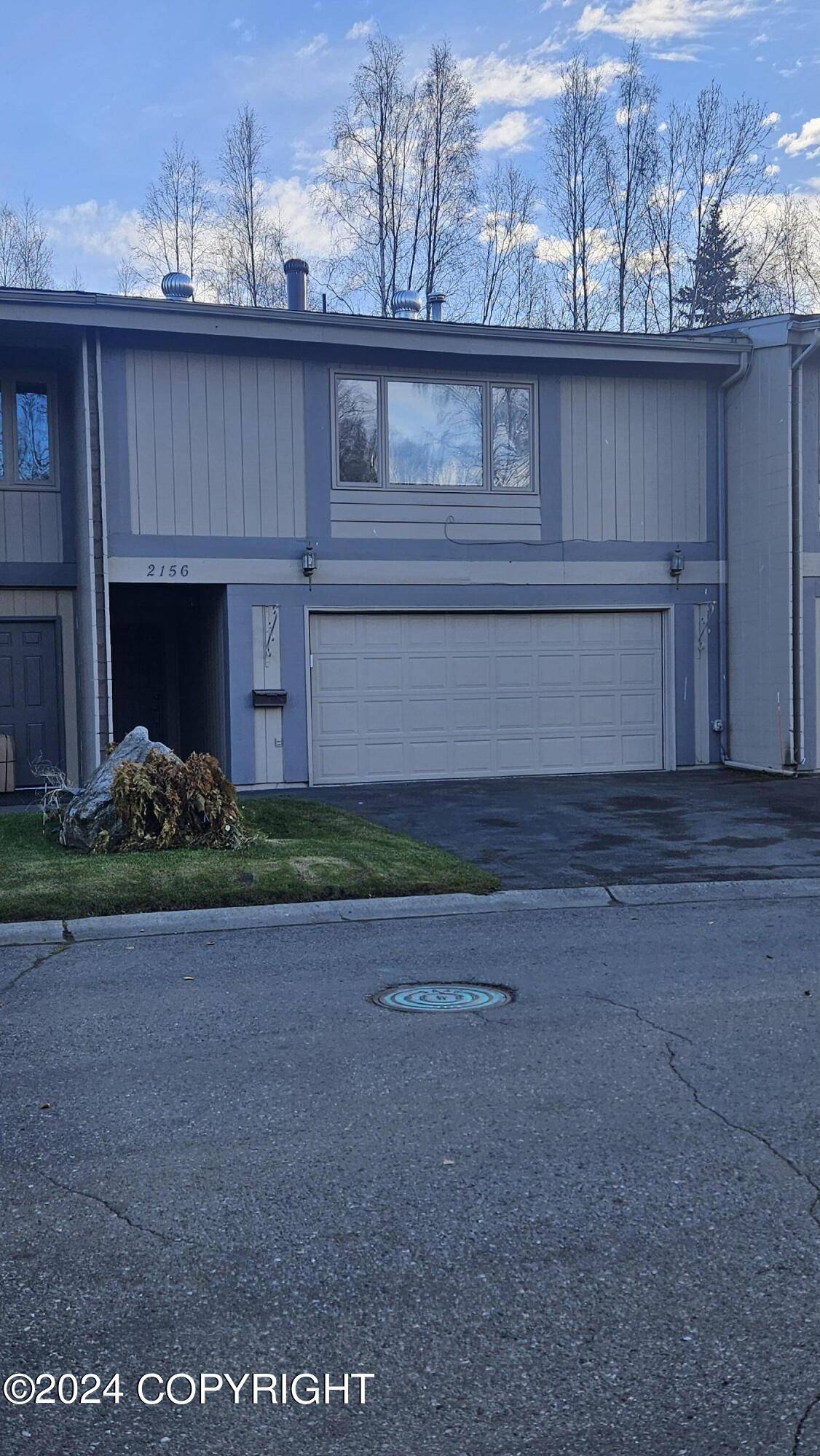 Anchorage, AK 99508,2156 Crataegus AVE