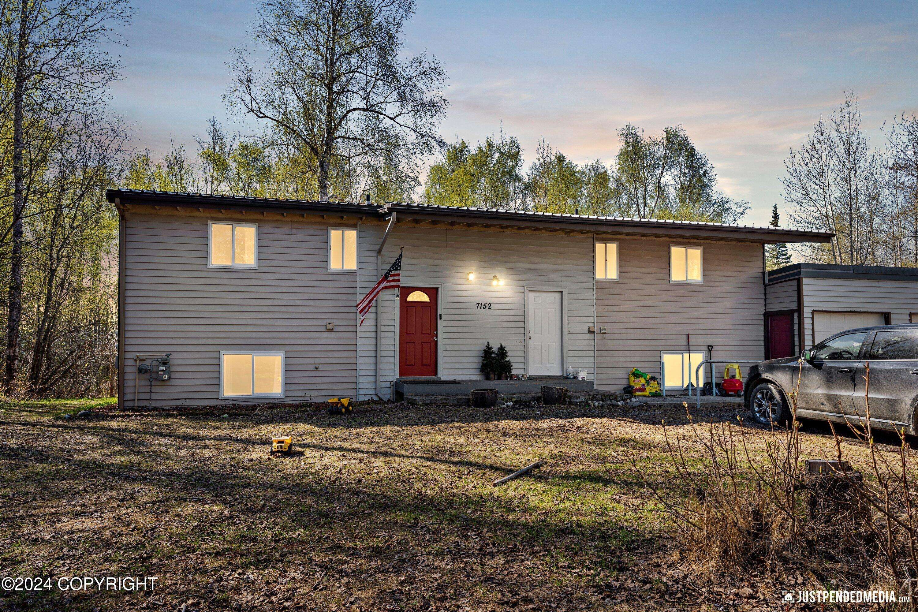 Wasilla, AK 99623,7152 S Hood CT
