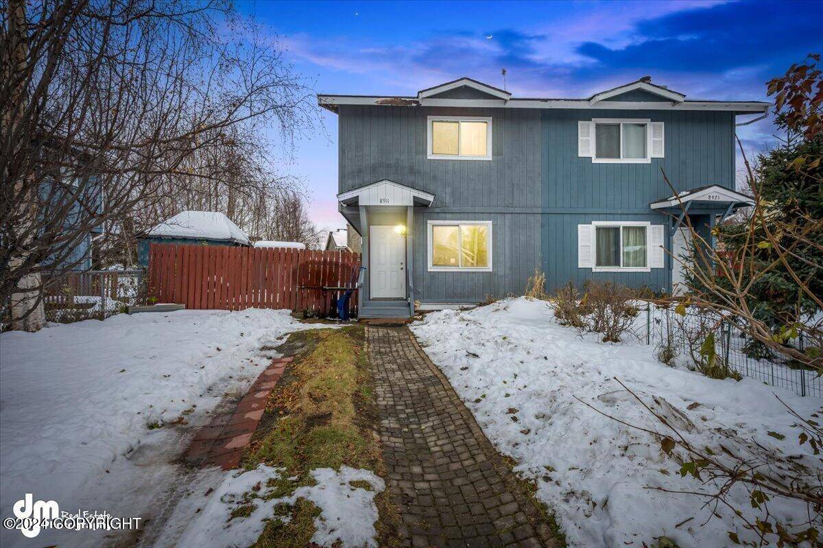 Anchorage, AK 99502,8911 Mast CIR