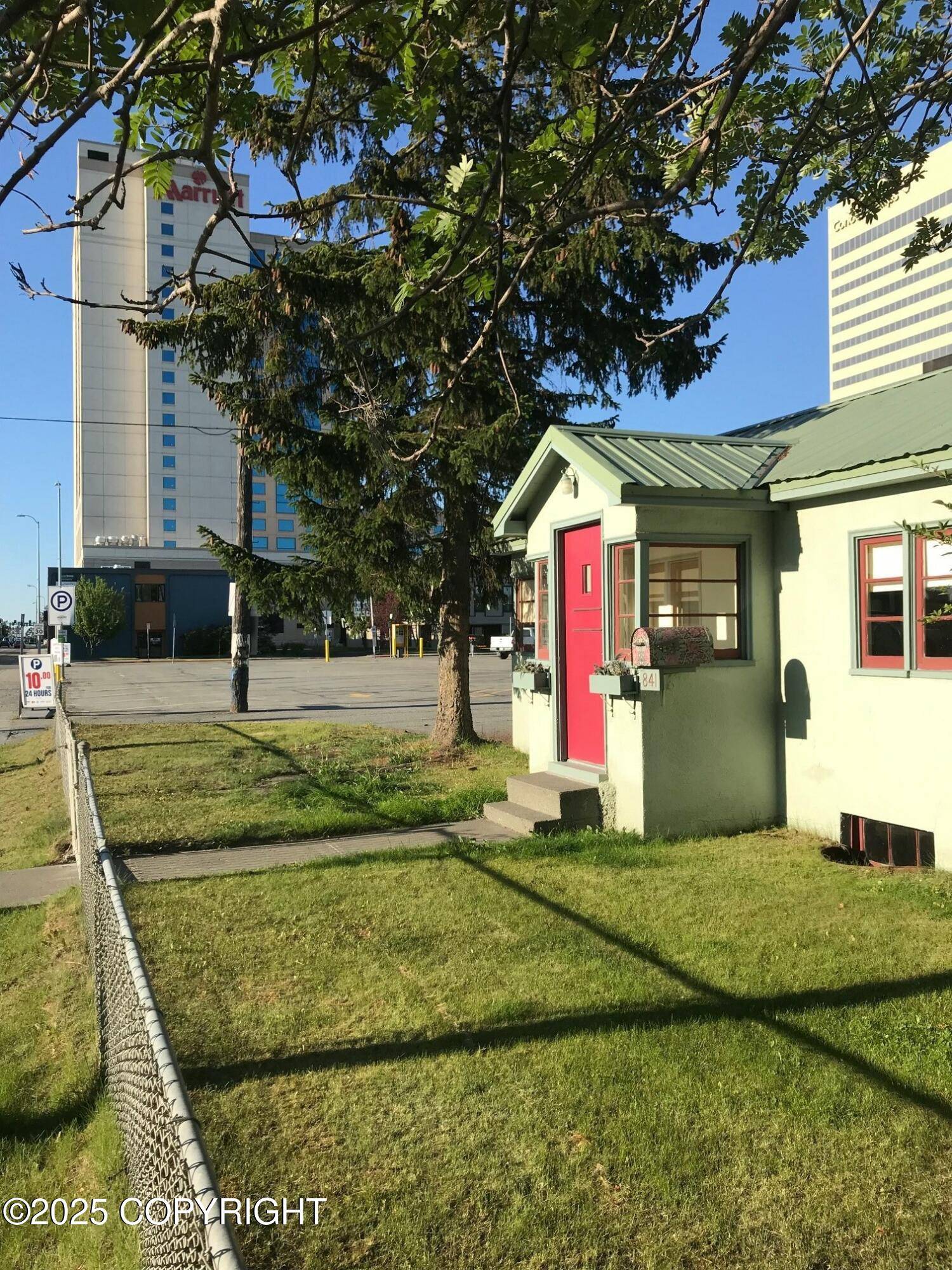 Anchorage, AK 99501,841 I ST