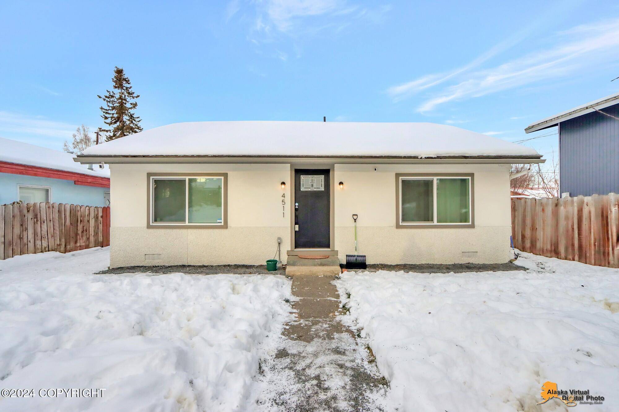 Anchorage, AK 99508,4511 Klondike CT