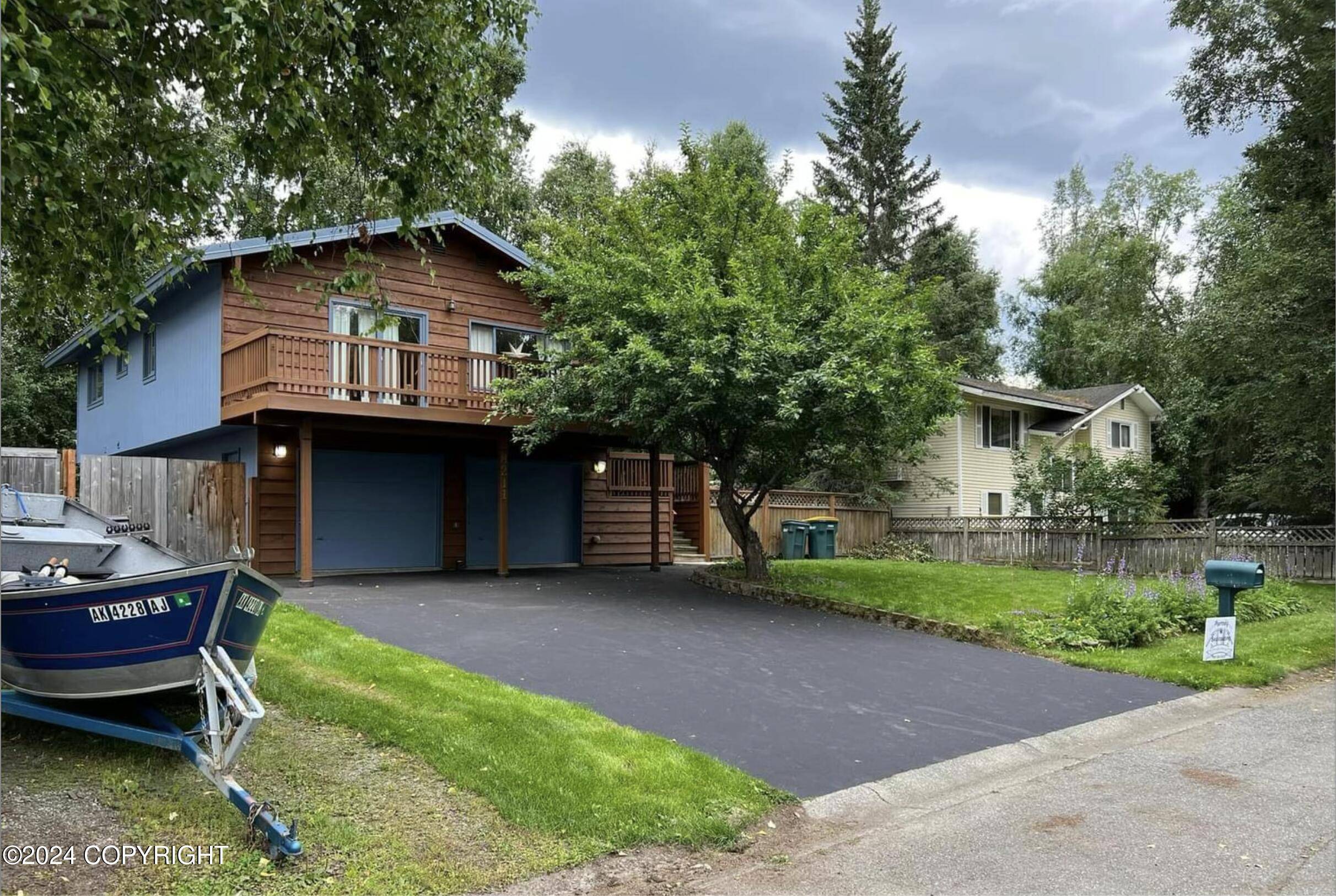 Anchorage, AK 99507,8211 Wellsley CT