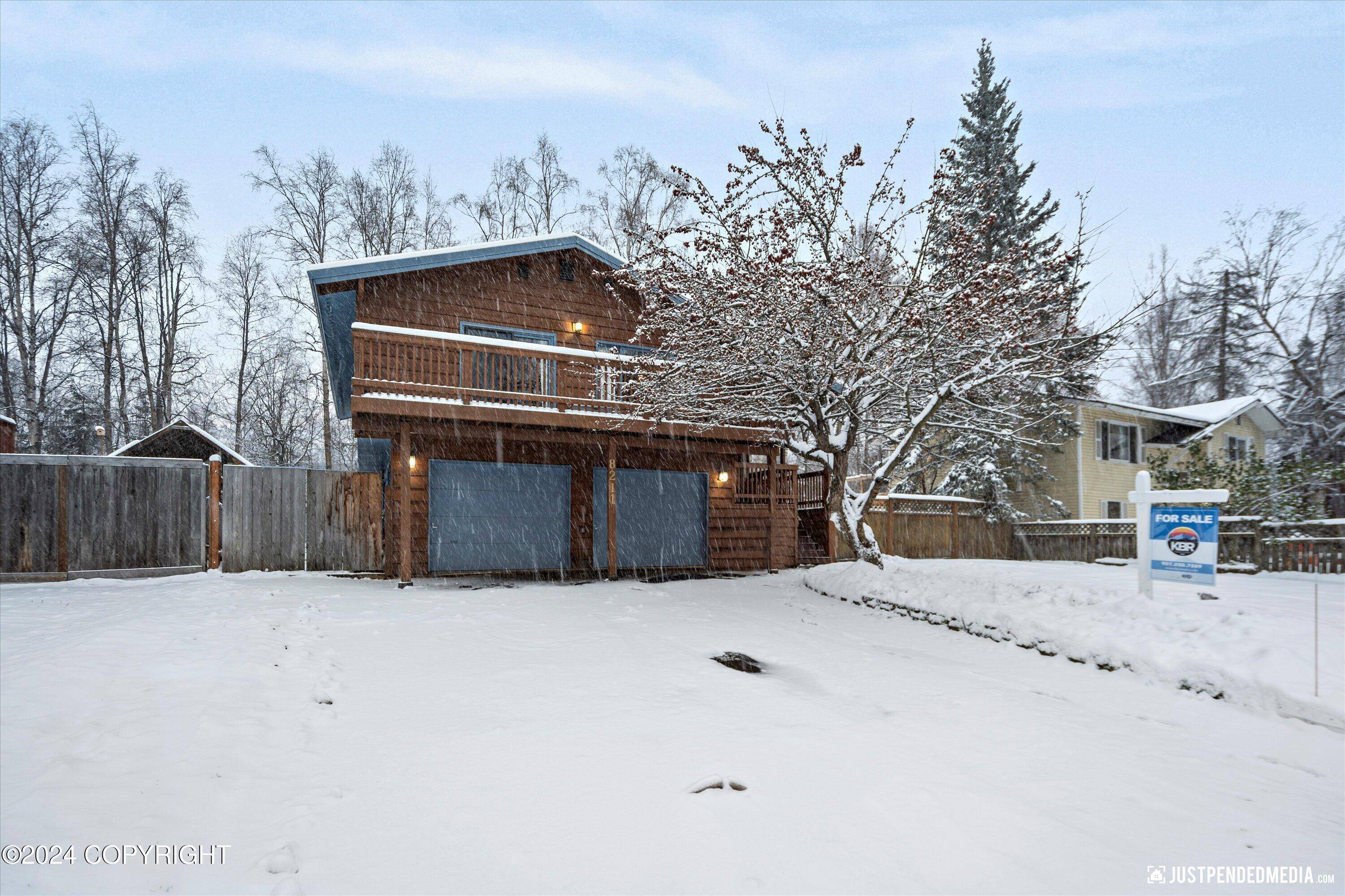 Anchorage, AK 99507,8211 Wellsley CT