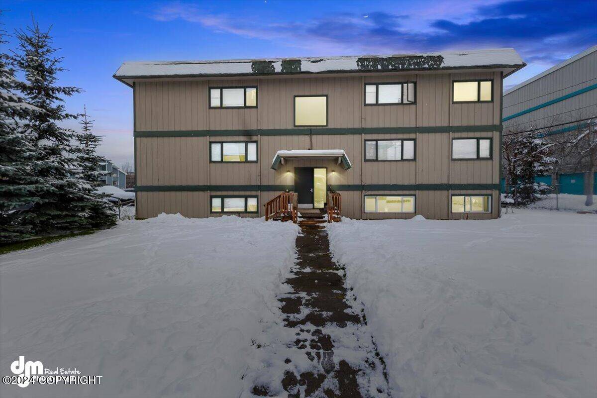 Anchorage, AK 99508,3530 E 42nd AVE