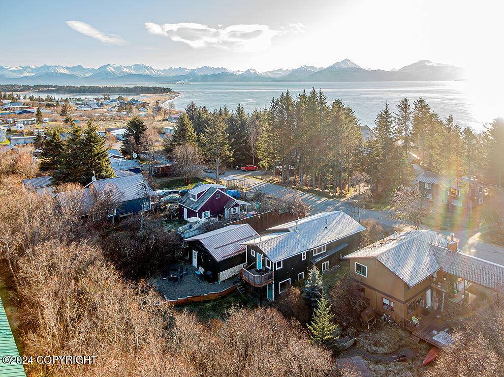 Homer, AK 99603,580 Waddell ST