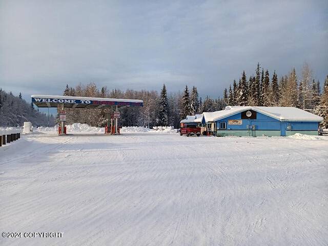 North Pole, AK 99705,1316 Badger RD