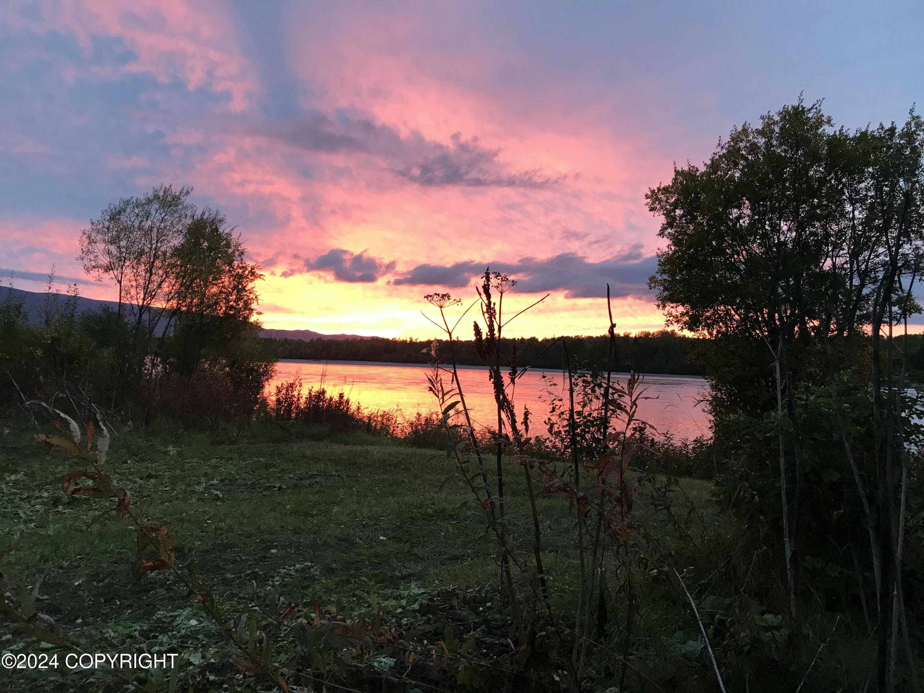 Big Lake, AK 99652,NO Road Big Susitna / Yentna River