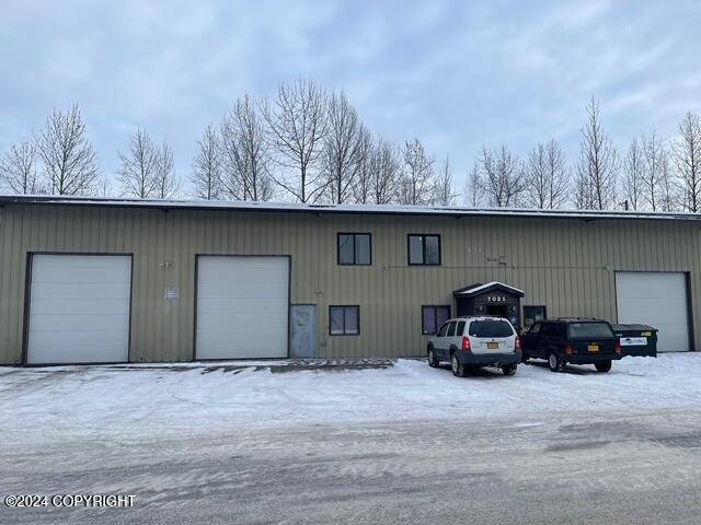 Anchorage, AK 99518,7021 Driftwood ST