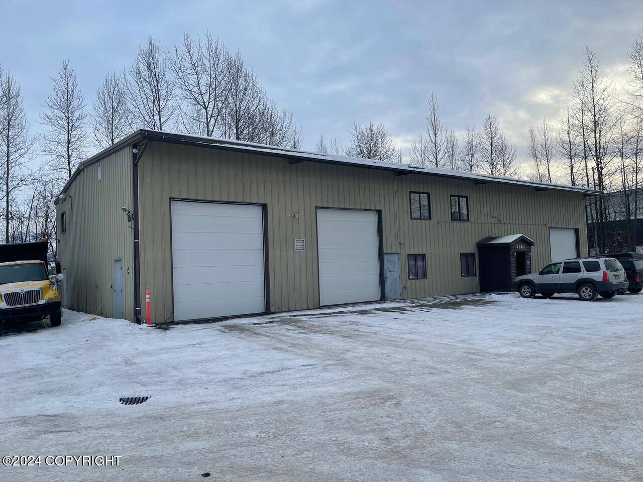 Anchorage, AK 99518,7021 Driftwood ST