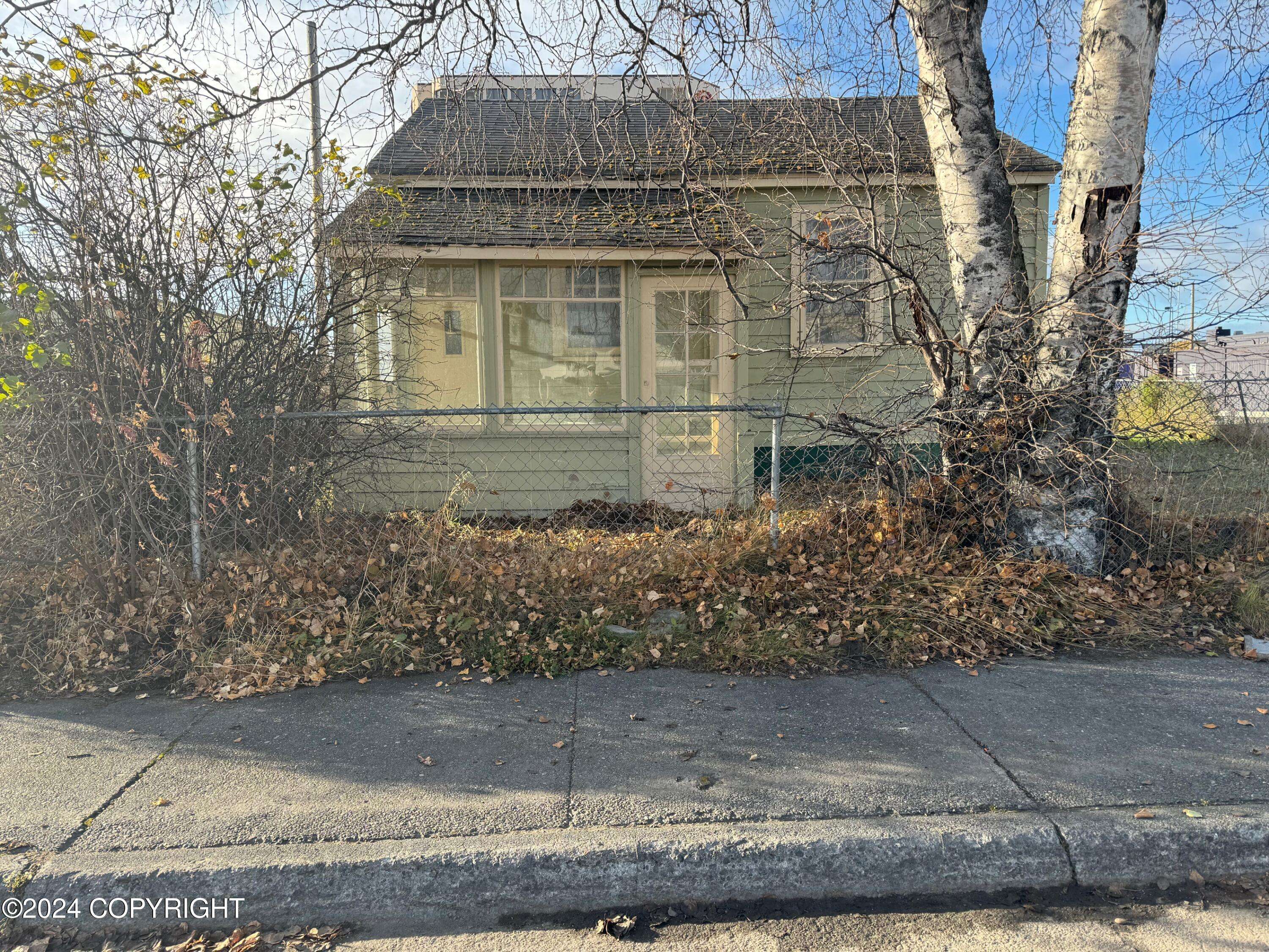 Anchorage, AK 99501,530 Fairbanks ST